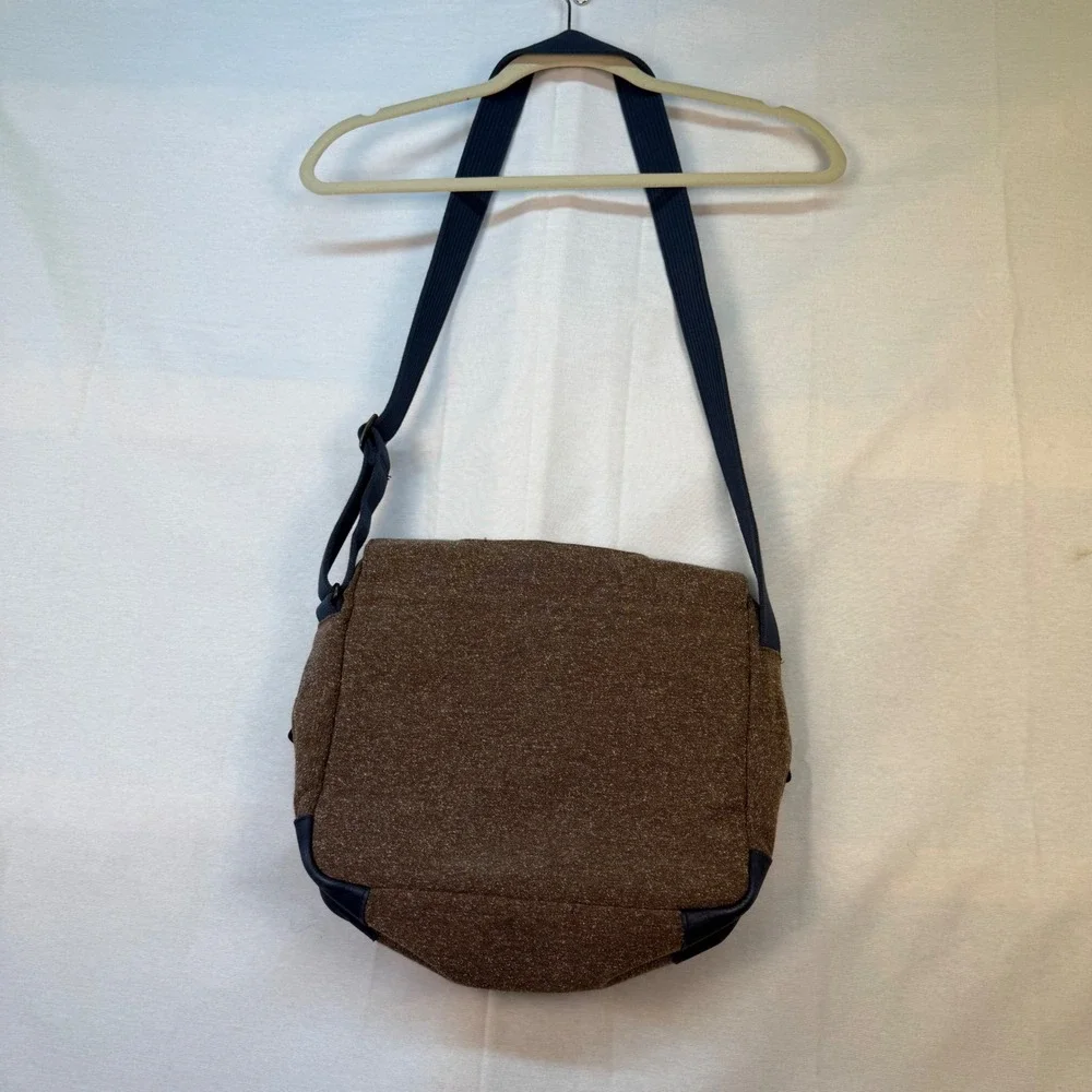 Timbuk2 Messenger Bag Brown Tweed Navy Blue Leather Trim Crossbody Laptop Bag